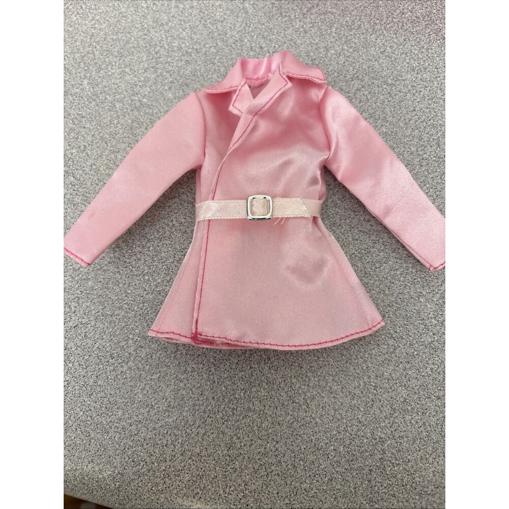 Mattel Barbie Pink Satin Fashion Coat With Attached Belt - Excellent 🌸